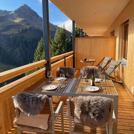 Bergpanorama 7 * Damüls